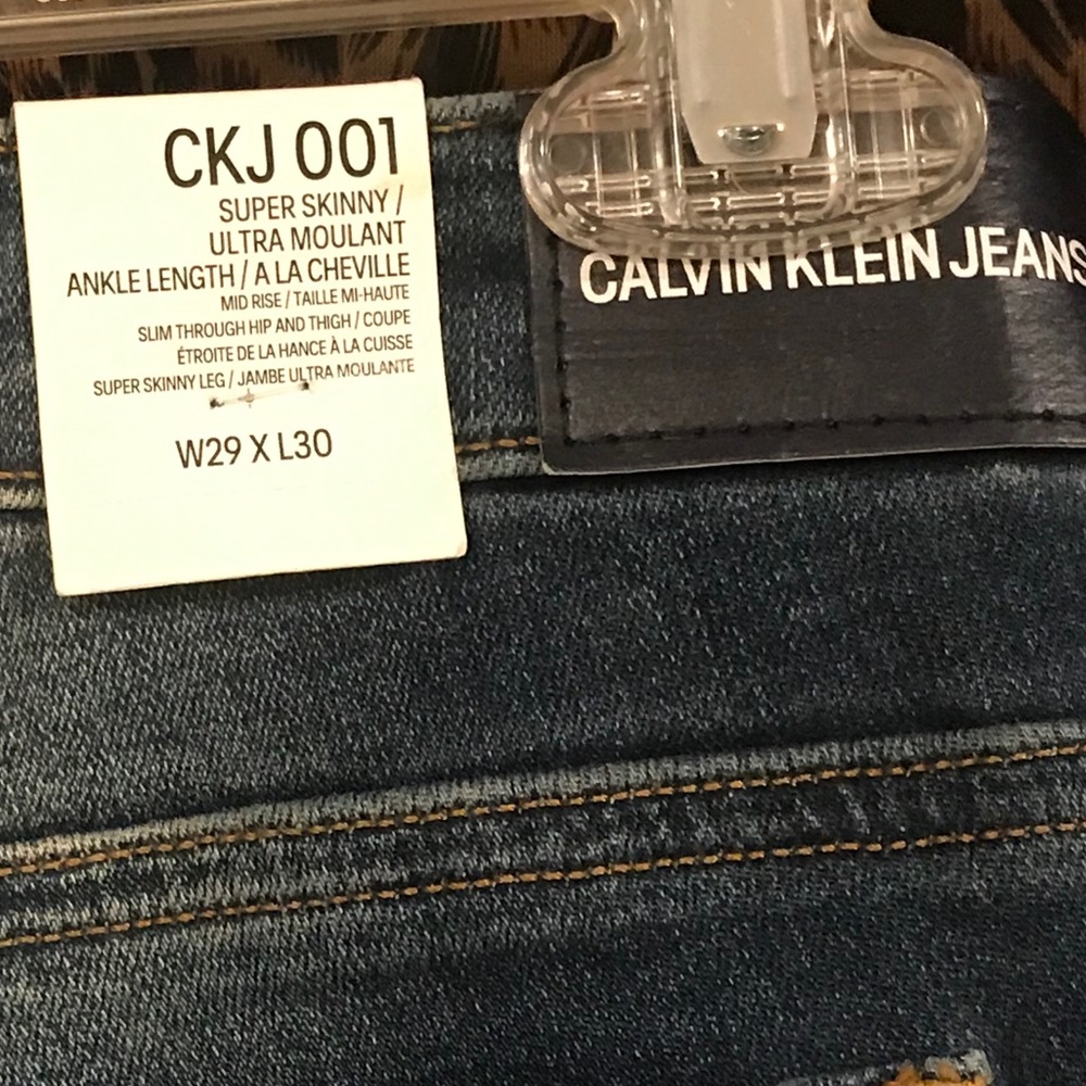 Calvin Klein Jeans - Picture 5 of 5